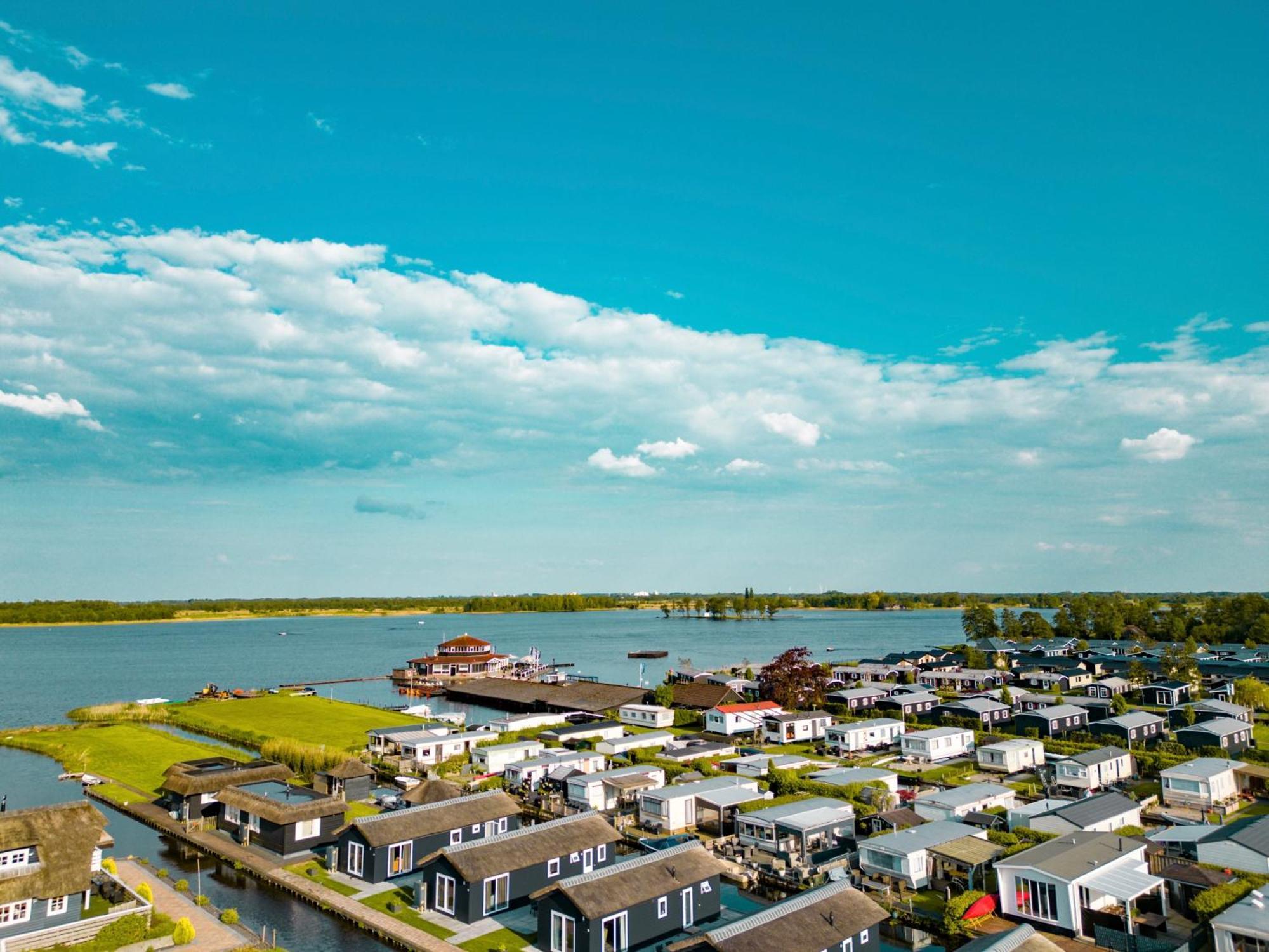 Waterpark Giethoorn Apartment Bagian luar foto